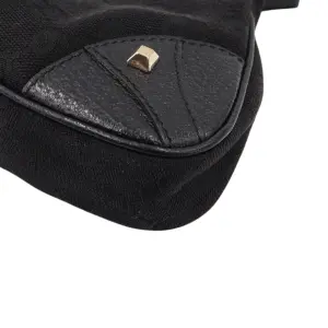Gucci GG Canvas Nail Chain Pochette Black Gucci Gucci 24 Gucci GG Canvas Nail Chain Pochette Black Gucci Gucci 24
