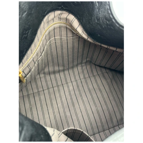 Louis Vuitton Artsy MM Empreinte Musta Käsilaukut Louis Vuitton 17