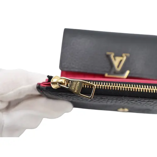 Louis Vuitton Capucines Compact Wallet Louis Vuitton Louis Vuitton 12