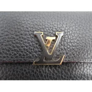 Louis Vuitton Capucines Compact Wallet Louis Vuitton Louis Vuitton 23