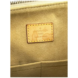 Louis Vuitton Evora Damier Azur Carrier bags Louis Vuitton 34 Louis Vuitton Evora Damier Azur Carrier bags Louis Vuitton 34