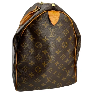 Louis Vuitton Keepall 50 Monogram Canvas Carrier bags Louis Vuitton 19 Louis Vuitton Keepall 50 Monogram Canvas Carrier bags Louis Vuitton 19