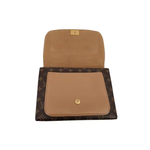 Louis Vuitton Marignan Monogram Canvas Carrier bags Louis Vuitton 15 Louis Vuitton Marignan Monogram Canvas Carrier bags Louis Vuitton 15