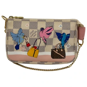 Louis Vuitton Mini Pochette Accessories X-Mas 2018 Damier Azur Handbags Louis Vuitton 16 Louis Vuitton Mini Pochette Accessories X-Mas 2018 Damier Azur Handbags Louis Vuitton 16