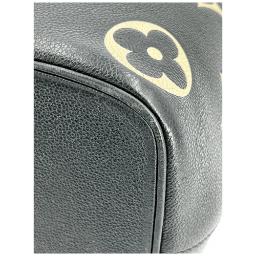 Louis Vuitton NéoNoé MM Bicolor Empreinte Carrier bags Louis Vuitton 13 Louis Vuitton NéoNoé MM Bicolor Empreinte Carrier bags Louis Vuitton 13