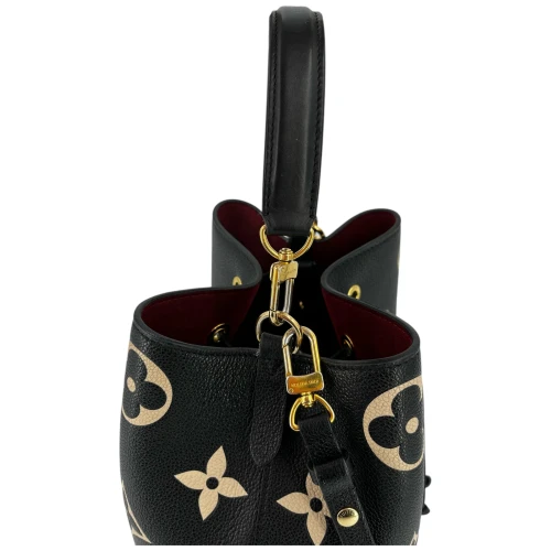 Louis Vuitton NéoNoé MM Bicolor Empreinte Carrier bags Louis Vuitton 14 Louis Vuitton NéoNoé MM Bicolor Empreinte Carrier bags Louis Vuitton 14