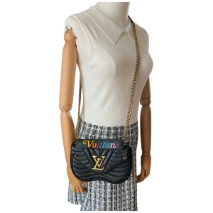 Louis Vuitton New Wave Chain PM Black Carrier bags Louis Vuitton 26