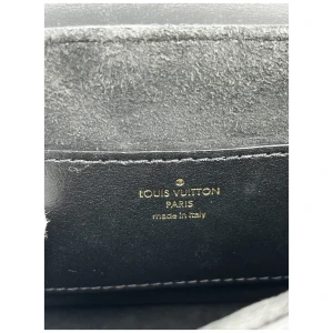 Louis Vuitton New Wave Multi Pochette Black Carrier bags Louis Vuitton 39 Louis Vuitton New Wave Multi Pochette Black Carrier bags Louis Vuitton 39