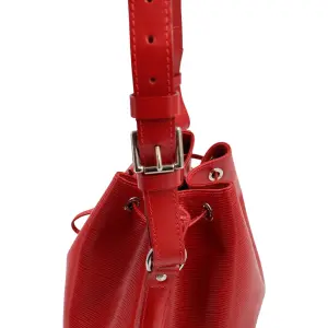 Louis Vuitton Noe BB Epi Carmine Handtaschen Louis Vuitton 27 Louis Vuitton Noe BB Epi Carmine Handtaschen Louis Vuitton 27