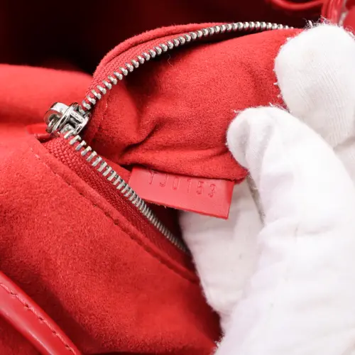 Louis Vuitton Noe BB Epi Carmine Handtaschen Louis Vuitton 17 Louis Vuitton Noe BB Epi Carmine Handtaschen Louis Vuitton 17