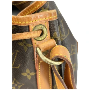 Louis Vuitton Sac Noe Grand Monogram Canvas Carrier bags Louis Vuitton 63 Louis Vuitton Sac Noe Grand Monogram Canvas Carrier bags Louis Vuitton 63