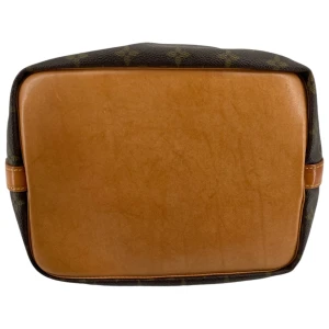 Louis Vuitton Sac Noe Petit Monogram Canvas Carrier bags Louis Vuitton 35 Louis Vuitton Sac Noe Petit Monogram Canvas Carrier bags Louis Vuitton 35