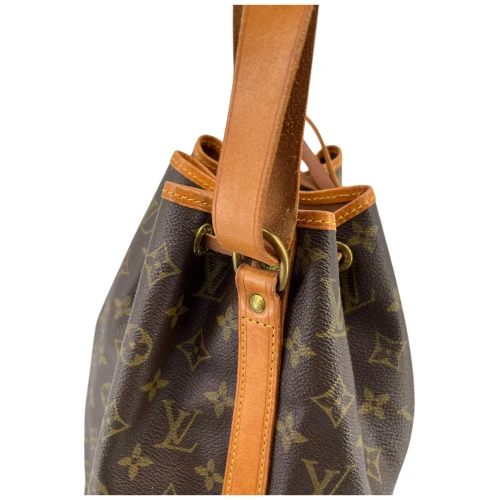 Louis Vuitton Sac Noe Petit Monogram Canvas Carrier bags Louis Vuitton 21 Louis Vuitton Sac Noe Petit Monogram Canvas Carrier bags Louis Vuitton 21