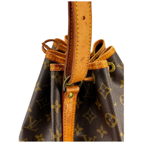 Louis Vuitton Sac Noe Petit Monogram Canvas Carrier bags Louis Vuitton 14 Louis Vuitton Sac Noe Petit Monogram Canvas Carrier bags Louis Vuitton 14