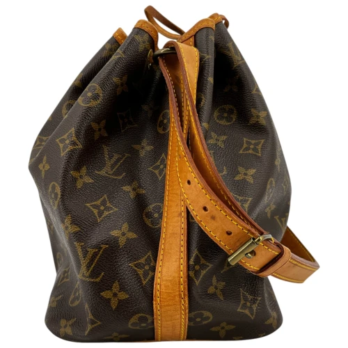Louis Vuitton Sac Noe Petit Monogram Canvas Carrier bags Louis Vuitton 8 Louis Vuitton Sac Noe Petit Monogram Canvas Carrier bags Louis Vuitton 8