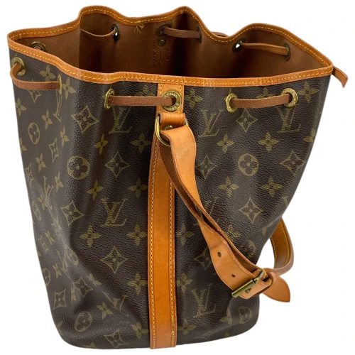 Louis Vuitton Sac Noe Petit Monogram Canvas Carrier bags Louis Vuitton 27 Louis Vuitton Sac Noe Petit Monogram Canvas Carrier bags Louis Vuitton 27