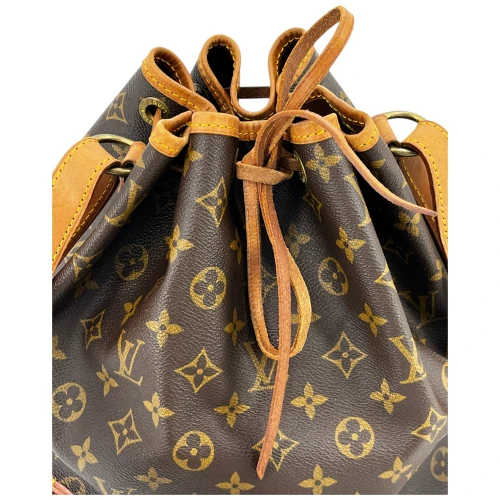 Louis Vuitton Sac Noe Petit Monogram Canvas Carrier bags Louis Vuitton 17