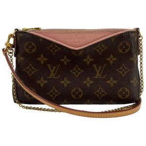 Louis Vuitton Pallas Clutch Monogram Canvas Handbags Louis Vuitton 29 Louis Vuitton Pallas Clutch Monogram Canvas Handbags Louis Vuitton 29