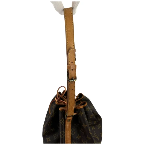 Louis Vuitton Sac Noe Petit Monogram Canvas Carrier bags Louis Vuitton 9 Louis Vuitton Sac Noe Petit Monogram Canvas Carrier bags Louis Vuitton 9