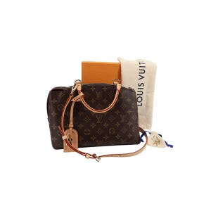 Louis Vuitton Petit Palais Monogram Canvas Carrier bags Louis Vuitton 25 Louis Vuitton Petit Palais Monogram Canvas Carrier bags Louis Vuitton 25