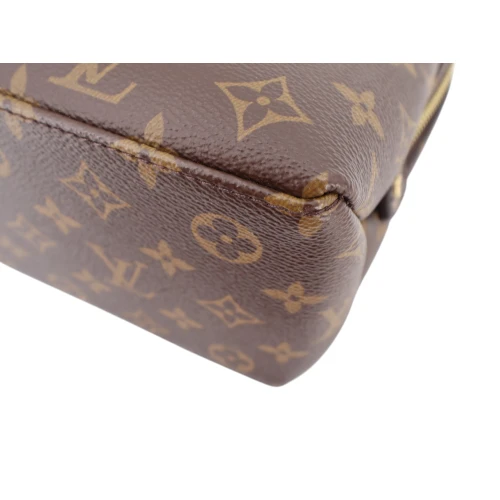 Louis Vuitton Petit Palais Monogram Canvas Carrier bags Louis Vuitton 14 Louis Vuitton Petit Palais Monogram Canvas Carrier bags Louis Vuitton 14