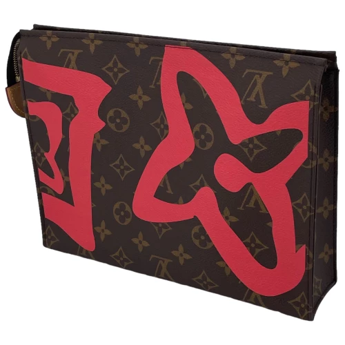 Louis Vuitton Poche Toilette 26 Tahitienne St. Tropez Limited editions Louis Vuitton 7