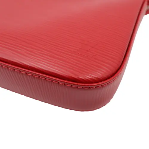 Louis Vuitton Pochette Accessoires NM Epi Carmine Handtaschen Louis Vuitton 12