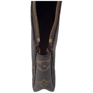 Louis Vuitton Pochette Accessories Monogram Canvas Handbags Louis Vuitton 24