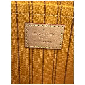 Louis Vuitton Neverfull Pochette Damier Azur Handbags Louis Vuitton 21 Louis Vuitton Neverfull Pochette Damier Azur Handbags Louis Vuitton 21