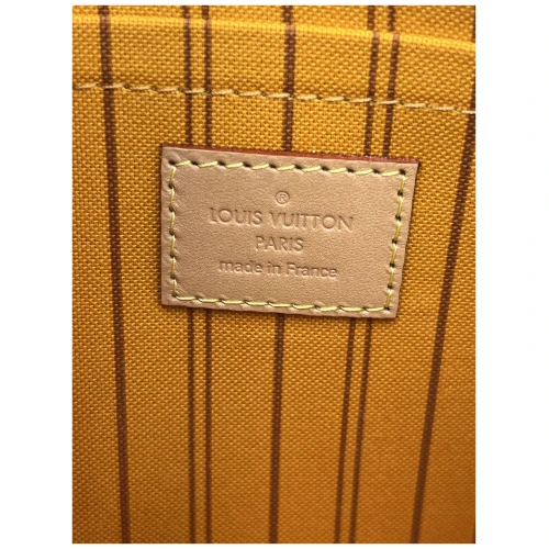 Louis Vuitton Neverfull Pochette Damier Azur Handbags Louis Vuitton 12 Louis Vuitton Neverfull Pochette Damier Azur Handbags Louis Vuitton 12