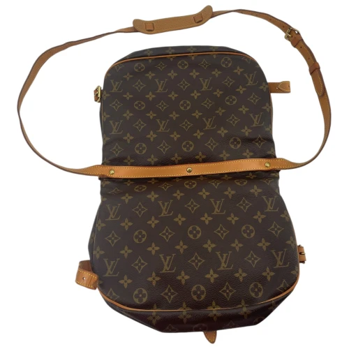 Louis Vuitton Saumur 30 Monogram Canvas Carrier bags Louis Vuitton 17 Louis Vuitton Saumur 30 Monogram Canvas Carrier bags Louis Vuitton 17