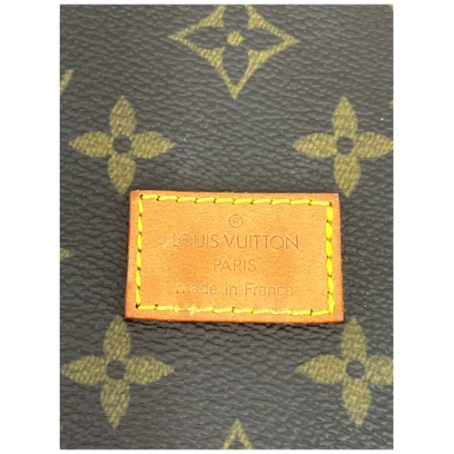 Louis Vuitton Saumur 30 Monogram Canvas Carrier bags Louis Vuitton 24 Louis Vuitton Saumur 30 Monogram Canvas Carrier bags Louis Vuitton 24