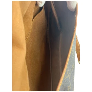 Louis Vuitton Saumur 30 Monogram Canvas Carrier bags Louis Vuitton 55 Louis Vuitton Saumur 30 Monogram Canvas Carrier bags Louis Vuitton 55