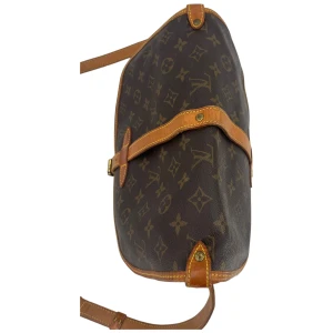 Louis Vuitton Saumur 30 Monogram Canvas Carrier bags Louis Vuitton 43 Louis Vuitton Saumur 30 Monogram Canvas Carrier bags Louis Vuitton 43