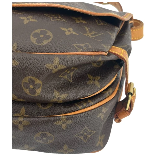 Louis Vuitton Saumur 30 Monogram Canvas Carrier bags Louis Vuitton 14 Louis Vuitton Saumur 30 Monogram Canvas Carrier bags Louis Vuitton 14