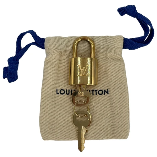 Louis Vuitton Padlock No. 309 Accessories Louis Vuitton Padlock 6