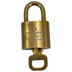 Louis Vuitton lock with key No. 325 Accessories Louis Vuitton Padlock 10 Louis Vuitton lock with key No. 325 Accessories Louis Vuitton Padlock 10
