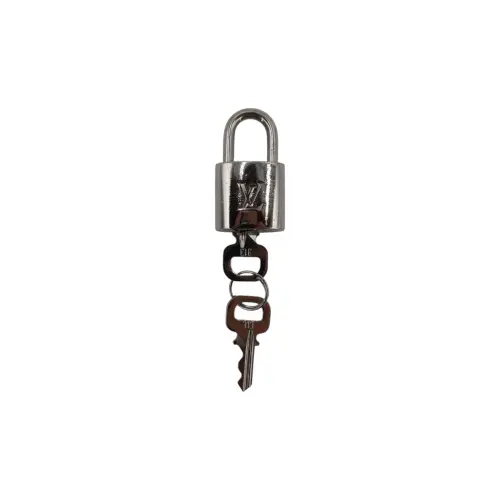Louis Vuitton Padlock No. 313 Silver Accessories Louis Vuitton Padlock Louis Vuitton Padlock No. 313 Silver Accessories Louis Vuitton Padlock