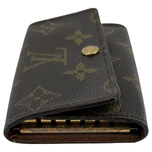 Louis Vuitton Key Holder Monogram Canvas Louis Vuitton Louis Vuitton 25 Louis Vuitton Key Holder Monogram Canvas Louis Vuitton Louis Vuitton 25