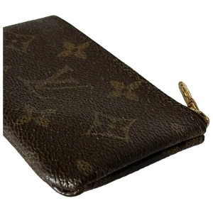 Louis Vuitton Schlüsseletui Monogram Canvas Kleinlederwaren Louis Vuitton 19 Louis Vuitton Schlüsseletui Monogram Canvas Kleinlederwaren Louis Vuitton 19