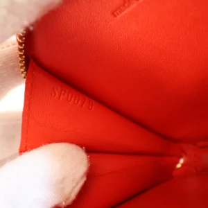 Louis Vuitton Stephen Sprouse Chapeau Roses Coin Limited editions Louis Vuitton 21