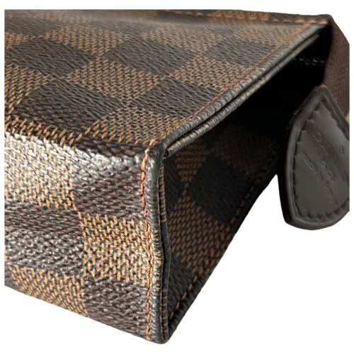 Louis Vuitton Poche Toilette 15 Damier Ebene Malá kožená galantéria Louis Vuitton 7 Louis Vuitton Poche Toilette 15 Damier Ebene Malá kožená galantéria Louis Vuitton 7