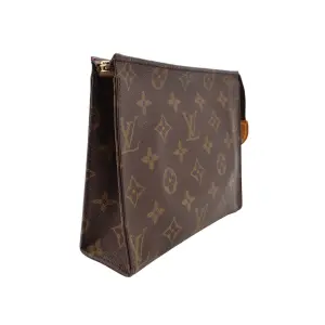 Louis Vuitton Poche Toiletry 19 Monogram Canvas Louis Vuitton Louis Vuitton 17