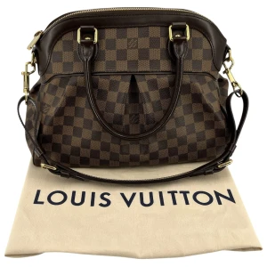 Louis Vuitton Trevi PM Damier Ebene Carrier bags Louis Vuitton 29 Louis Vuitton Trevi PM Damier Ebene Carrier bags Louis Vuitton 29
