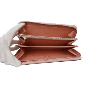 Louis Vuitton Zippy Epi Rose Nacre Geldbörsen Louis Vuitton 21 Louis Vuitton Zippy Epi Rose Nacre Geldbörsen Louis Vuitton 21