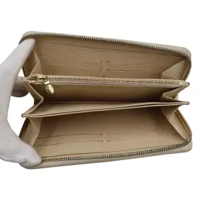 Louis Vuitton Zippy Damier Azur Purse Louis Vuitton Louis Vuitton 24 Louis Vuitton Zippy Damier Azur Purse Louis Vuitton Louis Vuitton 24