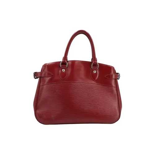 Louis Vuitton Passy PM Rot Warteliste Louis Vuitton Louis Vuitton Passy PM Rot Warteliste Louis Vuitton