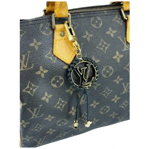 Louis Vuitton Very Bag Charm Louis Vuitton Louis Vuitton 17