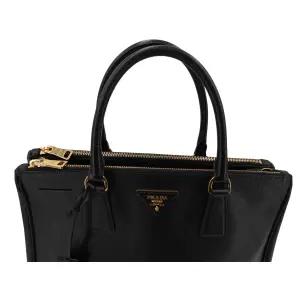 Prada Galleria Carrier bags Prada 35 Prada Galleria Carrier bags Prada 35