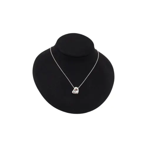 Tiffany & Co. Elsa Peretti Full Heart Collar Joyería Elsa Peretti Tiffany & Co. Elsa Peretti Full Heart Collar Joyería Elsa Peretti